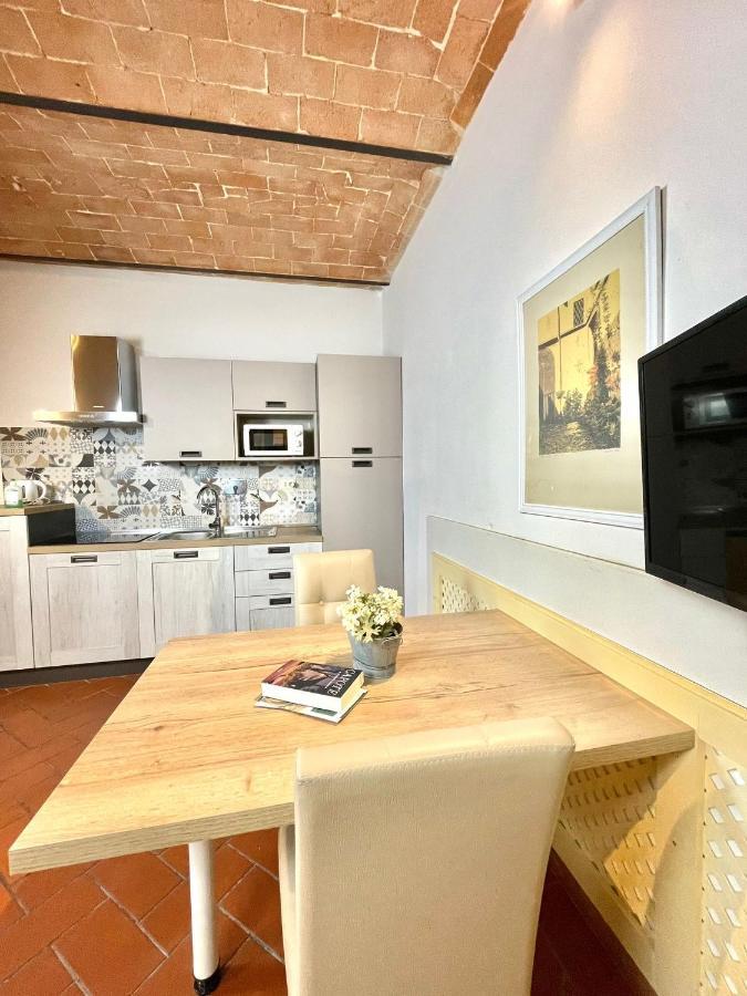 Maila Apartments 25Min From Florence Прато Екстериор снимка