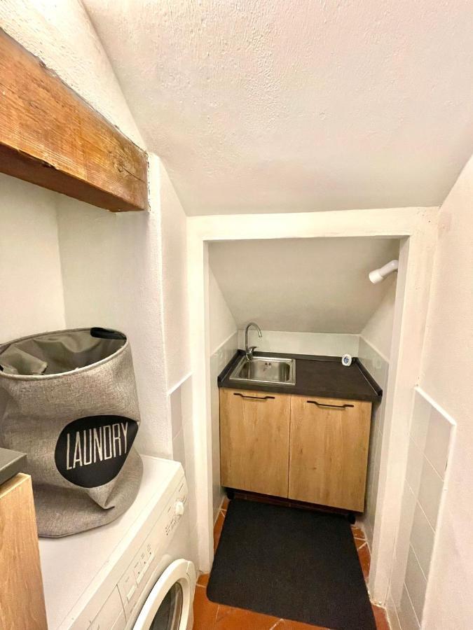 Maila Apartments 25Min From Florence Прато Екстериор снимка
